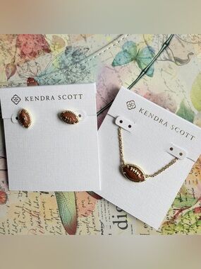 🏈 Kendra Scott Football Gold Set Short Pendant Necklace & Matching Stud Earrings